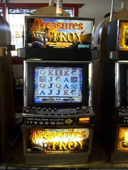 IGT Treasures of Troy (I+ 044) refurbished slot machine for sale