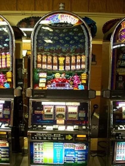 IGT Money Mad Martians Barcrest S2000 refurbished slot machine for sale