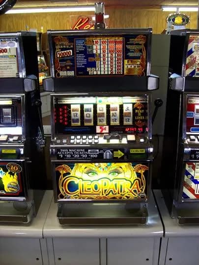 IGT S2000 Cleopatra 5-Reel refurbished slot machine for sale