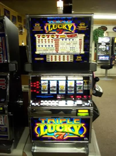 IGT S2000 Triple Lucky Sevens 5-Reel refurbished slot machine for sale