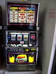 IGT S2000 Sizzling Sevens refurbished slot machine for sale