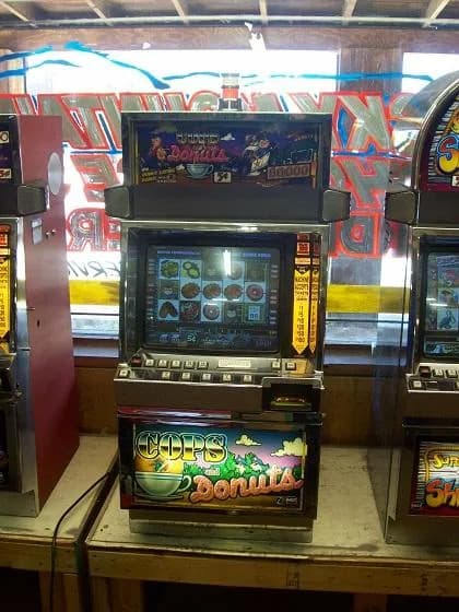 IGT Cops & Donuts I+ 3902 refurbished slot machine for sale