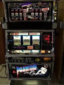 IGT S2000 The Phantom Of The Opera 2 Coin (9-top) refurbished slot machine for sale