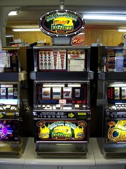 IGT S2000 Super Spin Sizzling Sevens refurbished slot machine for sale