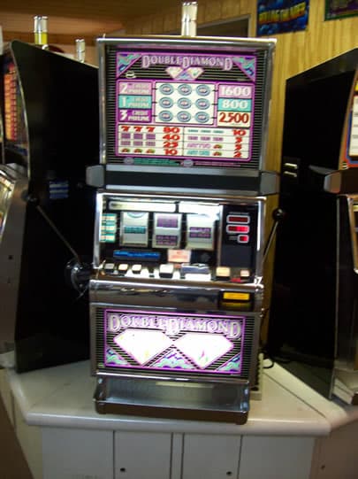 IGT S2000 Four Times Diamond refurbished slot machine